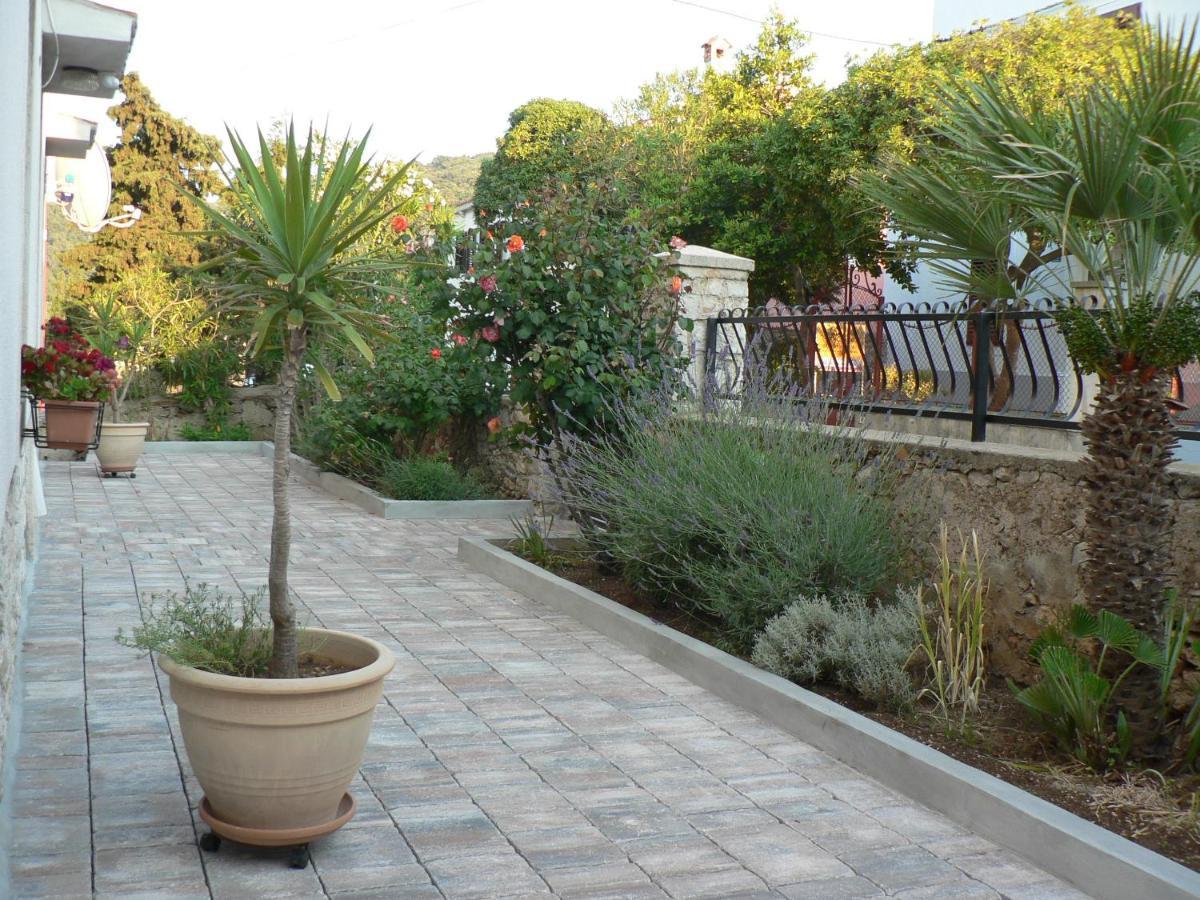 Apartments Gabri Mali Lošinj Eksteriør billede
